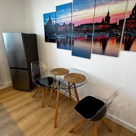 Neu Stayindresden-de Villenblick Mit Kingsize-bett Lägenhet Dresden